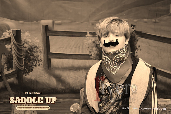 Saddle Up00037