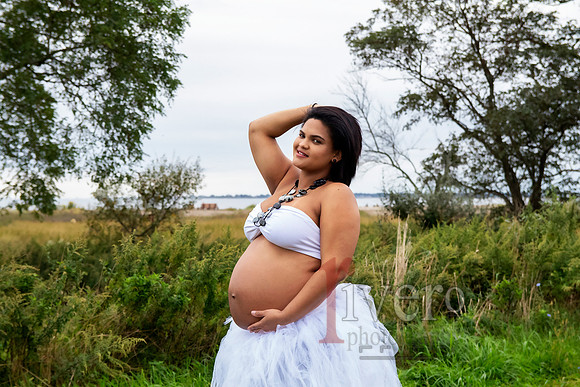 Jessica Lopez Belly42